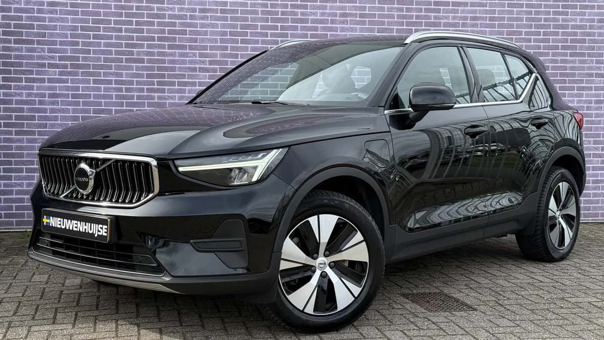 Volvo XC40 — foto 1
