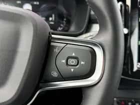 Volvo XC40 thumbnail 25