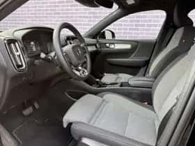 Volvo XC40 thumbnail 6