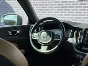 Volvo XC60 thumbnail 11