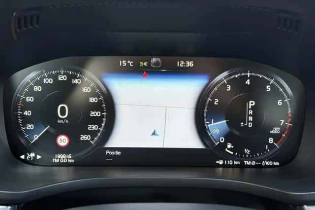 Volvo XC60 (2018) thumbnail 25