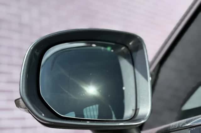 Volvo XC60 (2018) thumbnail 26