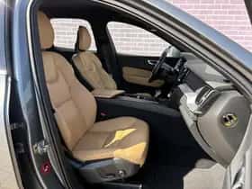Volvo XC60 thumbnail 6