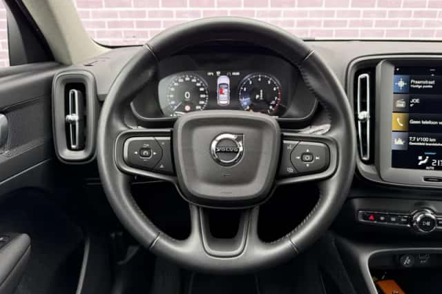 Volvo XC40 (2020) thumbnail 18