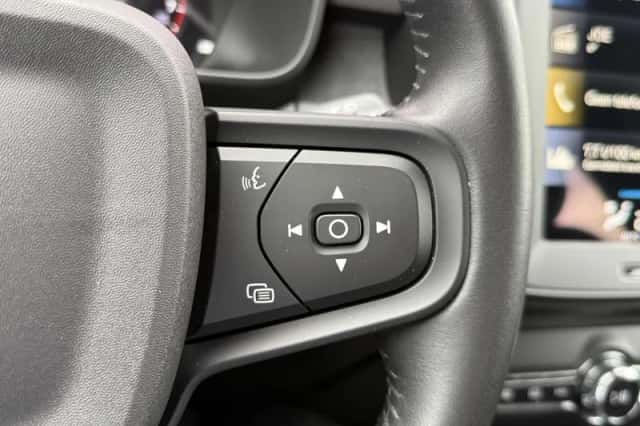 Volvo XC40 (2020) thumbnail 21