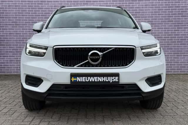 Volvo XC40 (2020) thumbnail 5