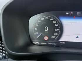 Volvo XC40 thumbnail 27