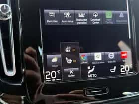 Volvo XC40 thumbnail 30