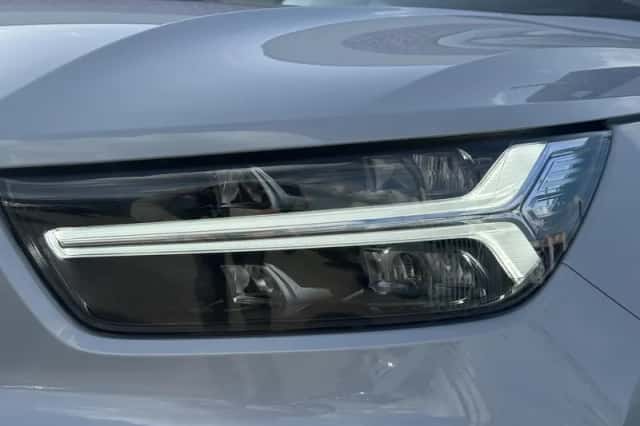 Volvo XC40 (2022) thumbnail 8