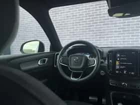 Volvo XC40 thumbnail 10