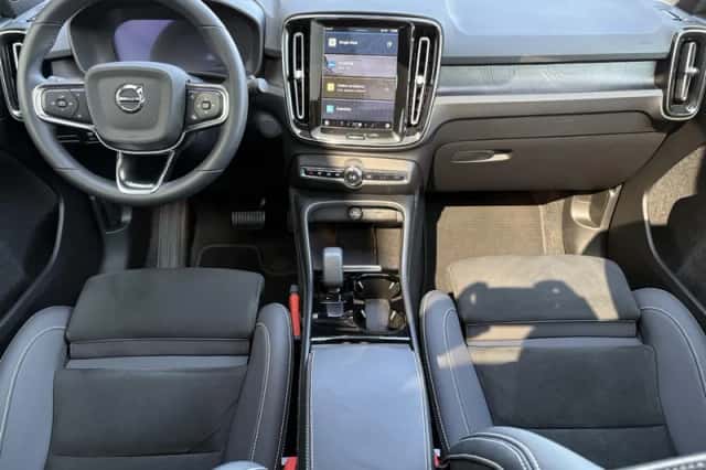 Volvo C40 (2022) thumbnail 5