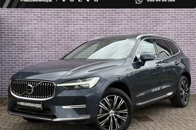 Volvo XC60 (2022) thumbnail 1