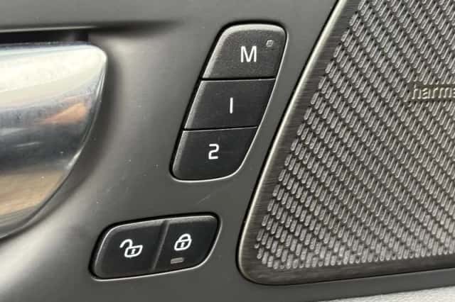 Volvo XC60 (2022) thumbnail 33