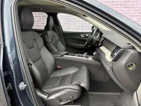 Volvo XC60 thumbnail 5
