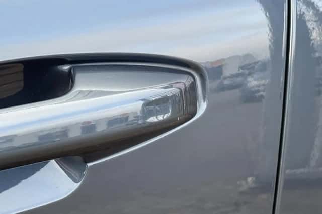Volvo XC40 (2020) thumbnail 14