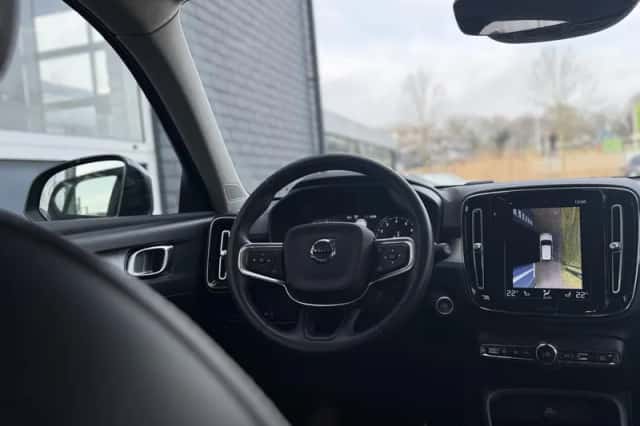 Volvo XC40 (2020) thumbnail 30