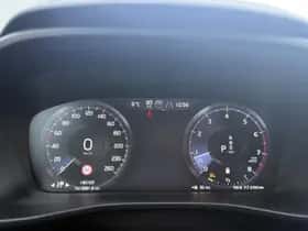 Volvo XC40 thumbnail 33