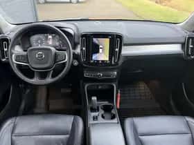 Volvo XC40 thumbnail 5