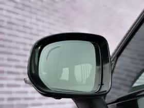 Volvo XC60 thumbnail 25