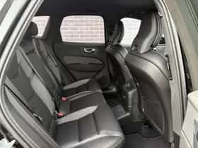 Volvo XC60 thumbnail 5