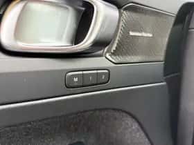 Volvo EX40 thumbnail 15