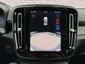 Volvo EX40 thumbnail 21