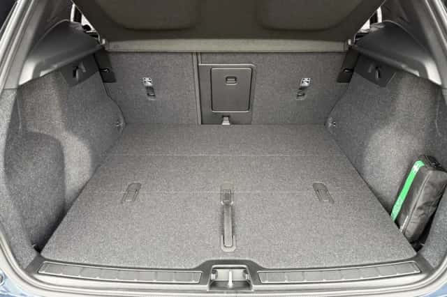 Volvo EX40 (2026) thumbnail 10