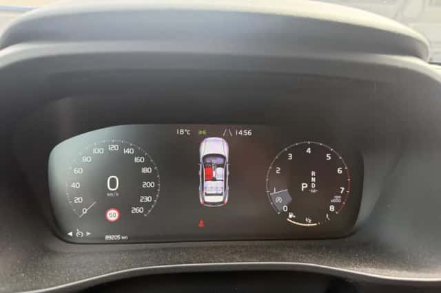 Volvo XC40 (2018) thumbnail 7