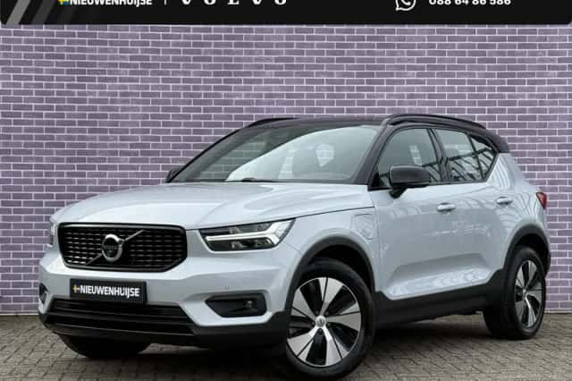 Volvo XC40 (2021) thumbnail 1