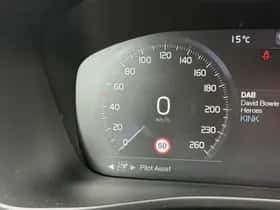Volvo XC40 thumbnail 13