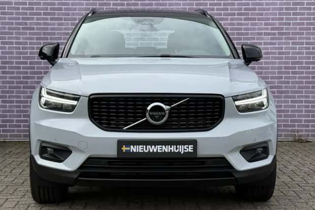 Volvo XC40 (2021) thumbnail 14