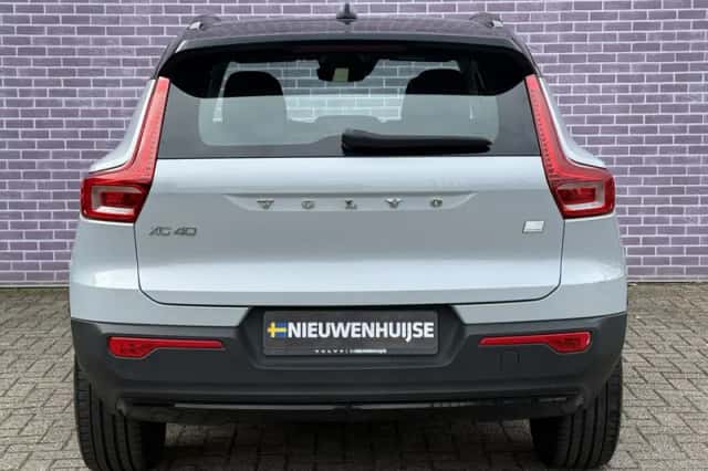 Volvo XC40 (2021) thumbnail 16