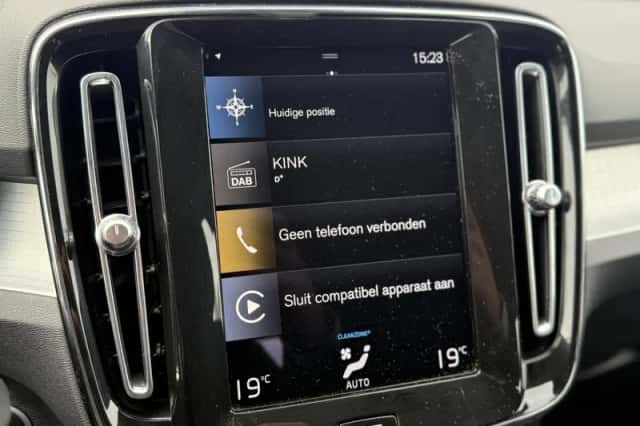 Volvo XC40 (2021) thumbnail 20