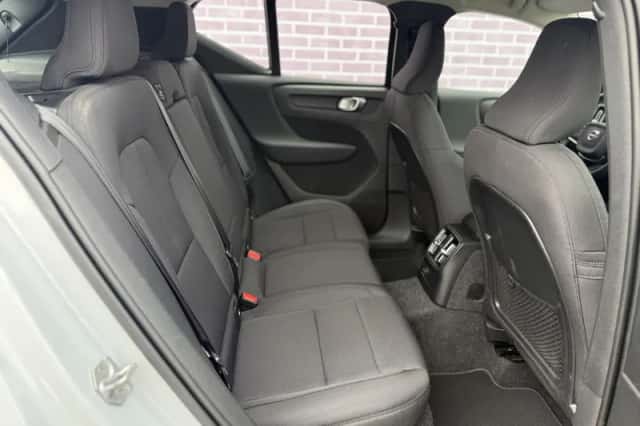 Volvo XC40 (2021) thumbnail 7