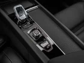 Volvo XC60 thumbnail 23