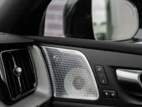 Volvo XC60 thumbnail 25