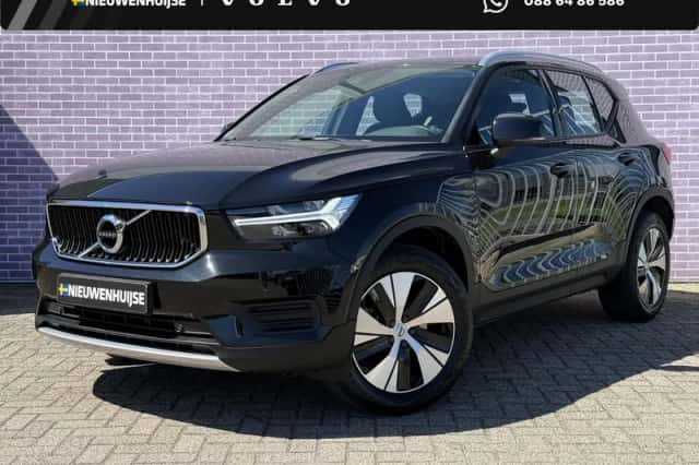 Volvo XC40 (2022) thumbnail 1