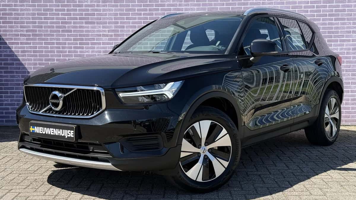 Volvo XC40 — foto 1