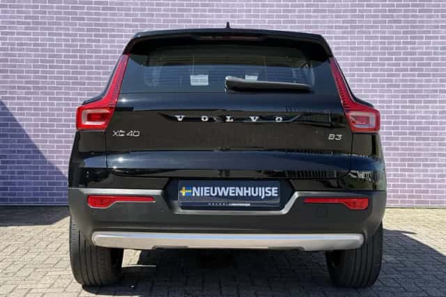 Volvo XC40 (2022) thumbnail 15