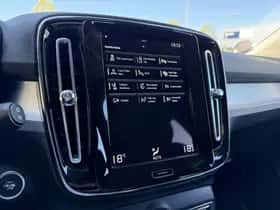 Volvo XC40 thumbnail 19