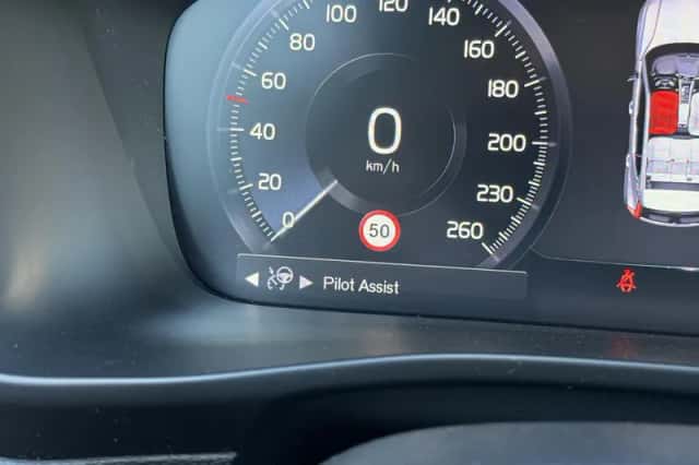 Volvo XC40 (2022) thumbnail 27