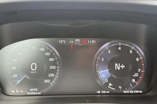 Volvo XC40 (2020) thumbnail 11