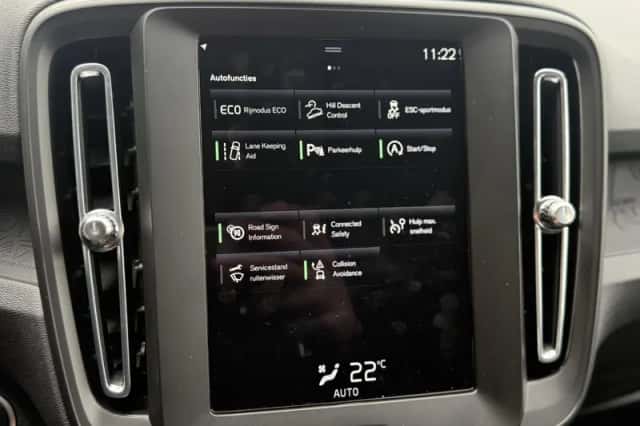Volvo XC40 (2020) thumbnail 13