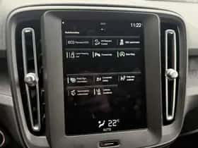 Volvo XC40 (2020) thumbnail 13