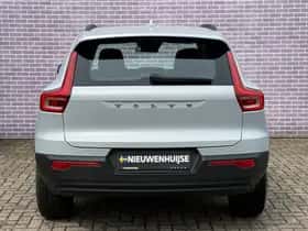 Volvo XC40 (2020) thumbnail 16