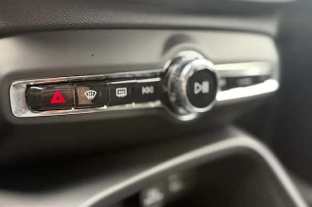 Volvo XC40 (2020) thumbnail 19