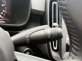 Volvo XC40 (2020) thumbnail 20