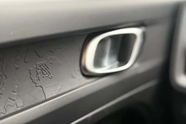 Volvo XC40 (2020) thumbnail 23