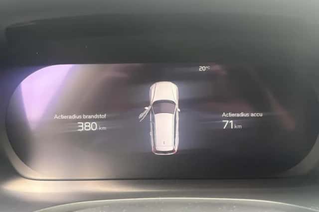 Volvo V60 (2022) thumbnail 5