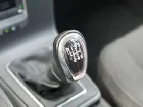 Volvo V40 thumbnail 12